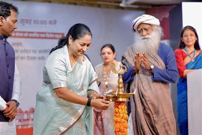 दिल्ली बनेगी धार्मिक-आध्यात्मिक पर्यटन का हब, सीएम रेखा गुप्ता ने लॉन्च किए 4 नए टूरिज्म सर्किट