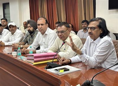 618 करोड़ रुपए के बकाए पर पीडब्ल्यूडी ठेकेदारों का सरकार को अल्टीमेटम