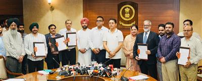 सोलर लाइटों से रोशन होंगे पंजाब के गाँव, 470 करोड़ रुपये से लगाई जाएंगी 3 लाख लाइटें : अमन अरोड़ा