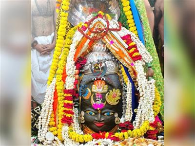 नाग पंचमी पर खुले भगवान नागचंद्रेश्वर के पट; भोर में 2:30 बजे खुले बाबा महाकाल के कपाट, बड़ी संख्या में उमड़े श्रद्धालु