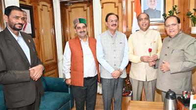 ‘सरकार ठीक बात बोलेगी तो साथ देंगे, लोकतंत्र की आवाज़ दबाई तो मिलेगा मुंहतोड़ जवाब’: जयराम ठाकुर