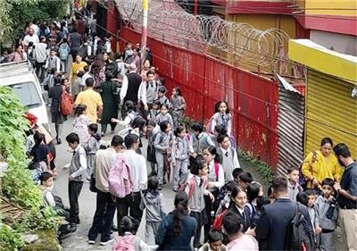 हिमाचल में 2 निजी स्कूलों को मिली बम से उड़ाने की धमकी, विद्यार्थियों की करवाई छुट्टी