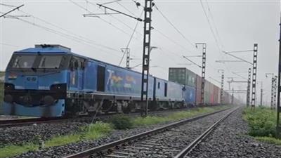 रेल परिवहन में नया रिकॉर्ड, गुजरात में पहली डबल-स्टैक लॉन्ग-हॉल कंटेनर ट्रेन का संचालन