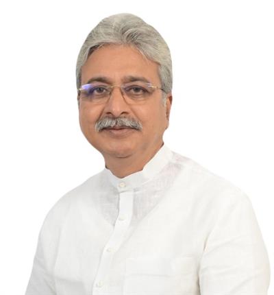 गाड़ियों के लिए ईंधन जुटाते-जुटाते गरीब की थाली न छीन ले सरकार : राव नरेंद्र सिंह