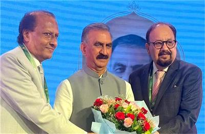 CM सुक्खू की वाराणसी में टूर ऑप्रेटर्स से खास अपील, पर्यटकों को दिखाएं हिमाचल के अनछुए पर्यटन स्थल