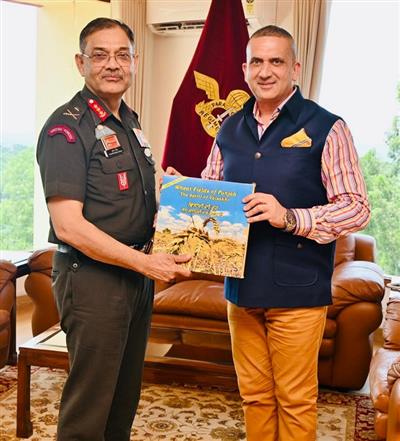 राज्य सूचना कमिश्नर हरप्रीत संधू ने पश्चिमी कमान के जी.ओ.सी. से की मुलाकात