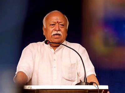 BJP के बाद अब संघ में भी हो सकते हैं बड़े बदलाव, कॉकरोच प्रोटेस्ट का दिखेगा असर