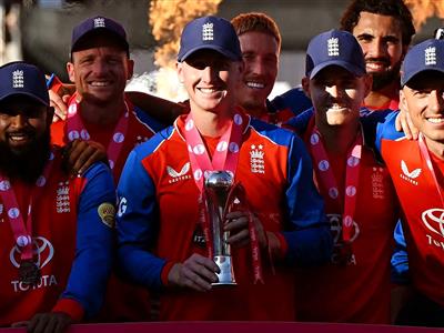 इंग्लैंड ने किया T20I और वनडे टीम का ऐलान, इस धाकड़ तेज गेंदबाज की हुई वापसी
