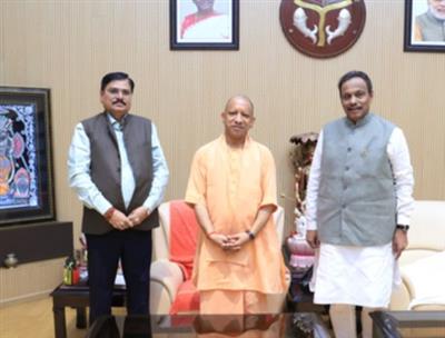 विनोद तावड़े ने संभाली यूपी की चुनावी कमान, सीएम योगी से मुलाकात में 2027 की रणनीति पर मंथन