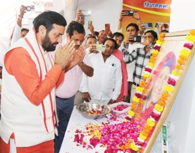 मुख्यमंत्री नायब सिंह सैनी ने विधायक हरेंद्र सिंह की दिवंगत माता को अर्पित की श्रद्धांजलि