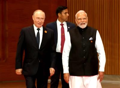 BRICS समिट 2026 की शुरुआत, प्रधानमंत्री मोदी और रूस के राष्ट्रपति पुतिन भारत मंडपम पहुंचे
