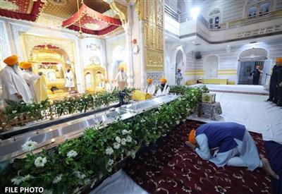 पीएम मोदी ने श्री गुरु ग्रंथ साहिब जी के प्रकाश पर्व पर बधाई दी