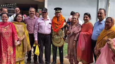 ਪੰਜਾਬ ਦੇ ਈਸ਼ਾਨ ਮਿਨਹਾਸ ਨੇ ਵਧਾਇਆ ਮਾਣ! ਭਾਰਤੀ ਫ਼ੌਜ 'ਚ ਬਣਿਆ ਲੈਫਟੀਨੈਂਟ