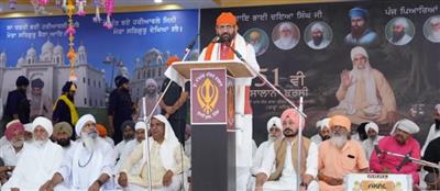 संत बाबा ईशर सिंह जी ने नाम-सिमरन, गुरबाणी और सेवा के माध्यम से मानवता को दिखाई सही राह : नायब सिंह सैनी