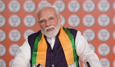 पीएम मोदी ने सेवा यात्रा के युवा स्वयंसेवकों से वीडियो कॉन्फ्रेंसिंग के जरिए किया संवाद, कहा- “सेवा ही मुख्य मकसद होना चाहिए”