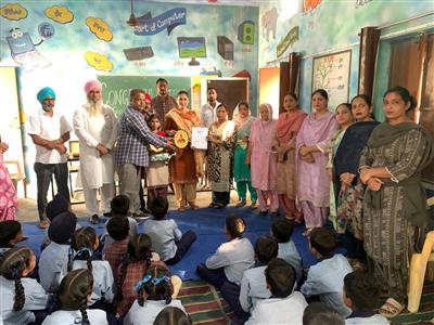 ਨਵੋਦਿਆ, ਚ ਦਾਖਲਾ ਮਿਲਣ ਤੇ ਅਗਰਵਾਲ ਸਭਾ ਮਹਿਲਾਂ ਵੱਲੋਂ ਵਿਦਿਆਰਥਣ ਸਨਮਾਨਿਤ  