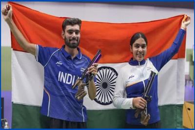 Asian Games: ਕਮਲਜੀਤ-ਸੁਰੂਚੀ ਦੀ ਜੋੜੀ ਨੇ 10 ਮੀਟਰ ਏਅਰ ਪਿਸਟਲ ਮਿਕਸਡ ਟੀਮ 'ਚ ਜਿੱਤਿਆ ਗੋਲਡ