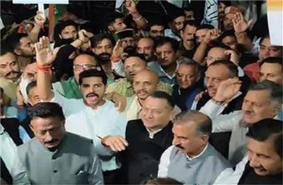 शिमला में कांग्रेस का विरोध प्रदर्शन, CEC ज्ञानेश कुमार को हटाने और उनकी गिरफ्तारी की मांग
