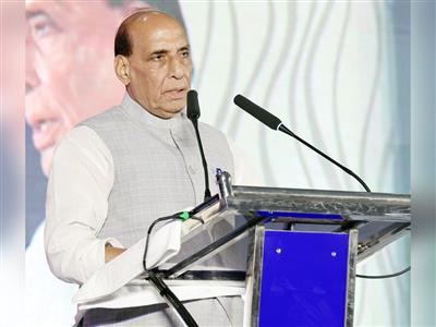 ‘चिप से लेकर जहाजों तक’, राजनाथ सिंह ने आत्मनिर्भर रक्षा इकोसिस्टम को बताया देश की जरूरत