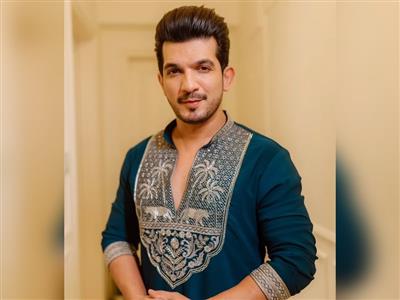 पार्टी-इवेंट्स में हर जगह नजर नहीं आते अर्जुन बिजलानी, बताया क्यों रखते हैं दूरी
