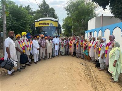 मुख्यमंत्री तीर्थ यात्रा के तहत गांव सलेमपुर एवं घनौरी खुर्द से दो बसें श्री अमृतसर साहिब के लिए रवाना