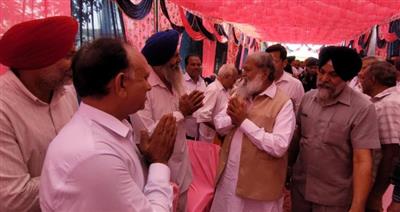 किसानों को अनाज मंडी में रात को भी उपलब्ध होगा भोजन : अनिल विज