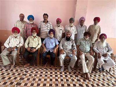 ਪੈਨਸ਼ਨਰਜ਼ ਭਲਾਈ ਸੰਸਥਾ ਖਰੜ ਦੀ ਮਹੀਨਾਵਾਰ ਮੀਟਿੰਗ ਗੁਰਦੁਆਰਾ ਅਕਾਲੀ ਦਫ਼ਤਰ ਵਿਖੇ ਸ਼੍ਰੀ ਰਾਮ ਕਿਸ਼ਨ ਧੂੰਨਕੀਆ ਪ੍ਰਧਾਨ ਦੀ ਪ੍ਰਧਾਨਗੀ ਹੇਠ ਹੋਈ।