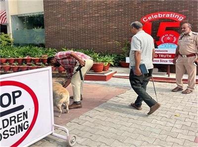 Mohali के 4 स्कूलों को बम से उड़ाने की धमकी, ईमेल मिलते ही मचा हड़कंप