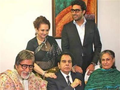 अमिताभ की अदाकारी के मुरीद थे दिलीप कुमार, सायरा बानो ने बिग बी के जन्मदिन पर साझा किया किस्सा