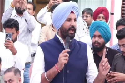 ਪਰਗਟ ਸਿੰਘ ਦੀ ਤਾਜਪੋਸ਼ੀ 'ਚ ਵੜਿੰਗ ਤੇ ਚੰਨੀ ਦੀ ਐਂਟਰੀ, ਵੜਿੰਗ ਬੋਲੇ-ਮੈਨੂੰ ਕੋਈ ਮਲਾਲ ਨਹੀਂ