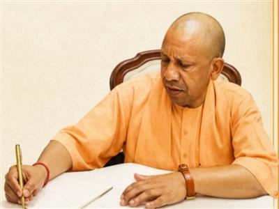 नवरात्र पर योगी का संदेश: मातृशक्ति की सुरक्षा, सम्मान और स्वावलंबन से ही साकार होगा विकसित यूपी का सपना