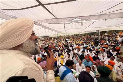 ਪਰਵਿੰਦਰ ਝੋਟਾ ਨੂੰ ਇਨਸਾਫ਼ ਦਿਵਾਉਣ ਲਈ ਲਾਏ ਧਰਨੇ 'ਚ ਪੁੱਜੇ ਪਰਗਟ ਸਿੰਘ, ਪੜ੍ਹੋ ਕੀ ਬੋਲੇ