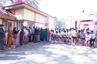 रेड रन के जरिए एचआईवी-एड्स के प्रति जागरूकता का संदेश