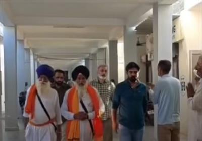 ਕੋਰਟ 'ਚ ਪੇਸ਼ੀ ਦੌਰਾਨ ਝੋਟੇ ਦੇ ਪਿਤਾ ਦਾ ਛਲਕਿਆ ਦਰਦ, ਪੰਜਾਬੀਆਂ ਨੂੰ ਕੀਤੀ ਇਹ ਅਪੀਲ