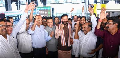 हरियाणा में 12,000 करोड़ रुपये के निवेश प्रस्तावों पर MoU, गुजरात दौरे पर सीएम नायब सैनी ने की उद्योगपतियों से मुलाकात