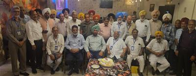 ਸੁਨਾਮ ਵਿੱਚ ਸੀਨੀਅਰ ਸਿਟੀਜ਼ਨਾਂ ਨੇ ਮਨਾਏ ਮੈਂਬਰਾਂ ਦੇ ਜਨਮ ਦਿਨ
